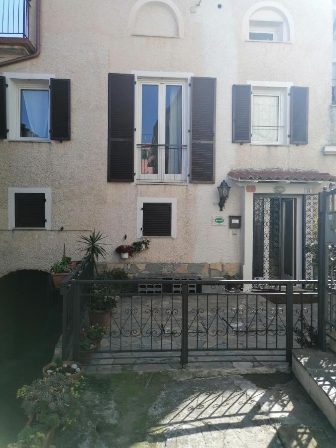 Casa Di Anna Bed & Breakfast Tovo San Giacomo Екстериор снимка