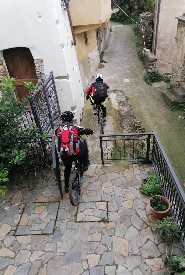 Casa Di Anna Bed & Breakfast Tovo San Giacomo Екстериор снимка